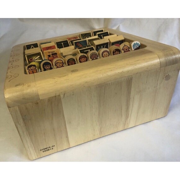 B Toys Ab3's Wooden Alphabet Abacus - Picture 6 of 6